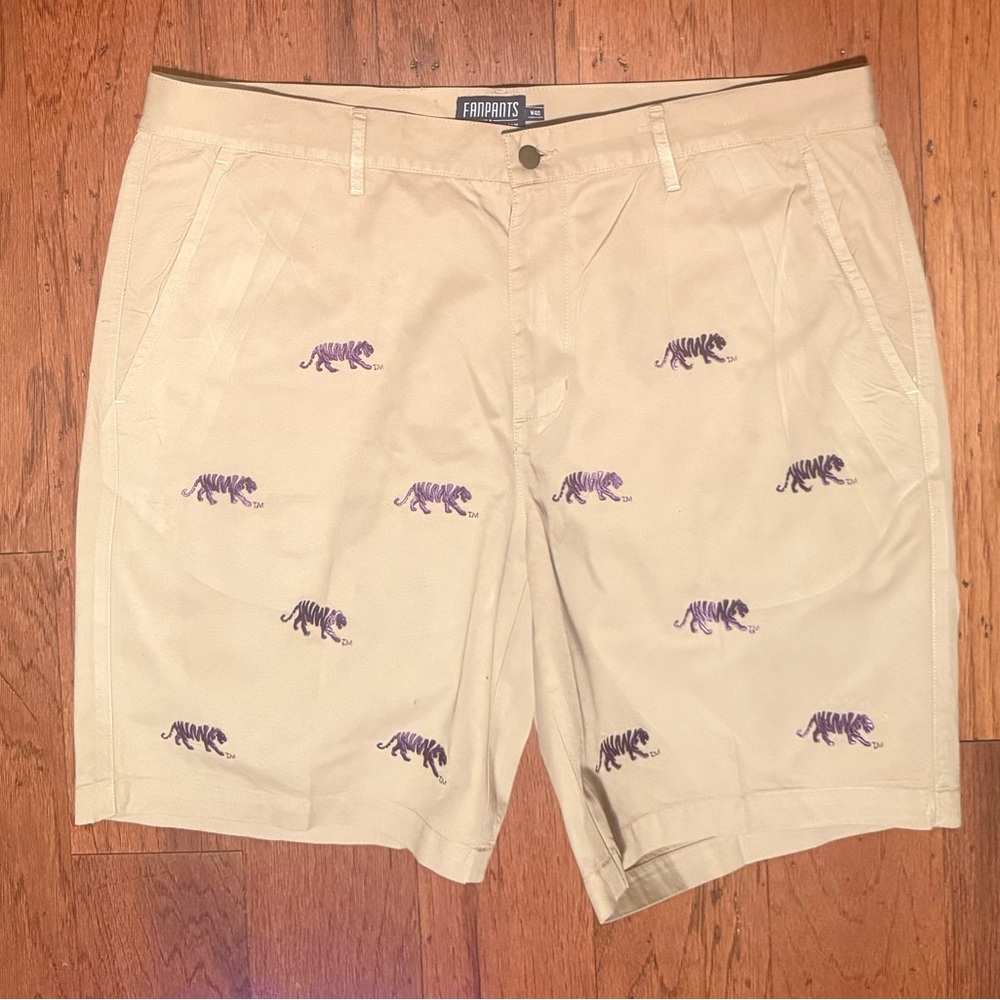 Fanpants Tigers Chino Shorts Size 40